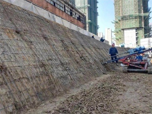 铁锋建筑边坡支护