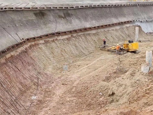 铁锋基坑边坡加固